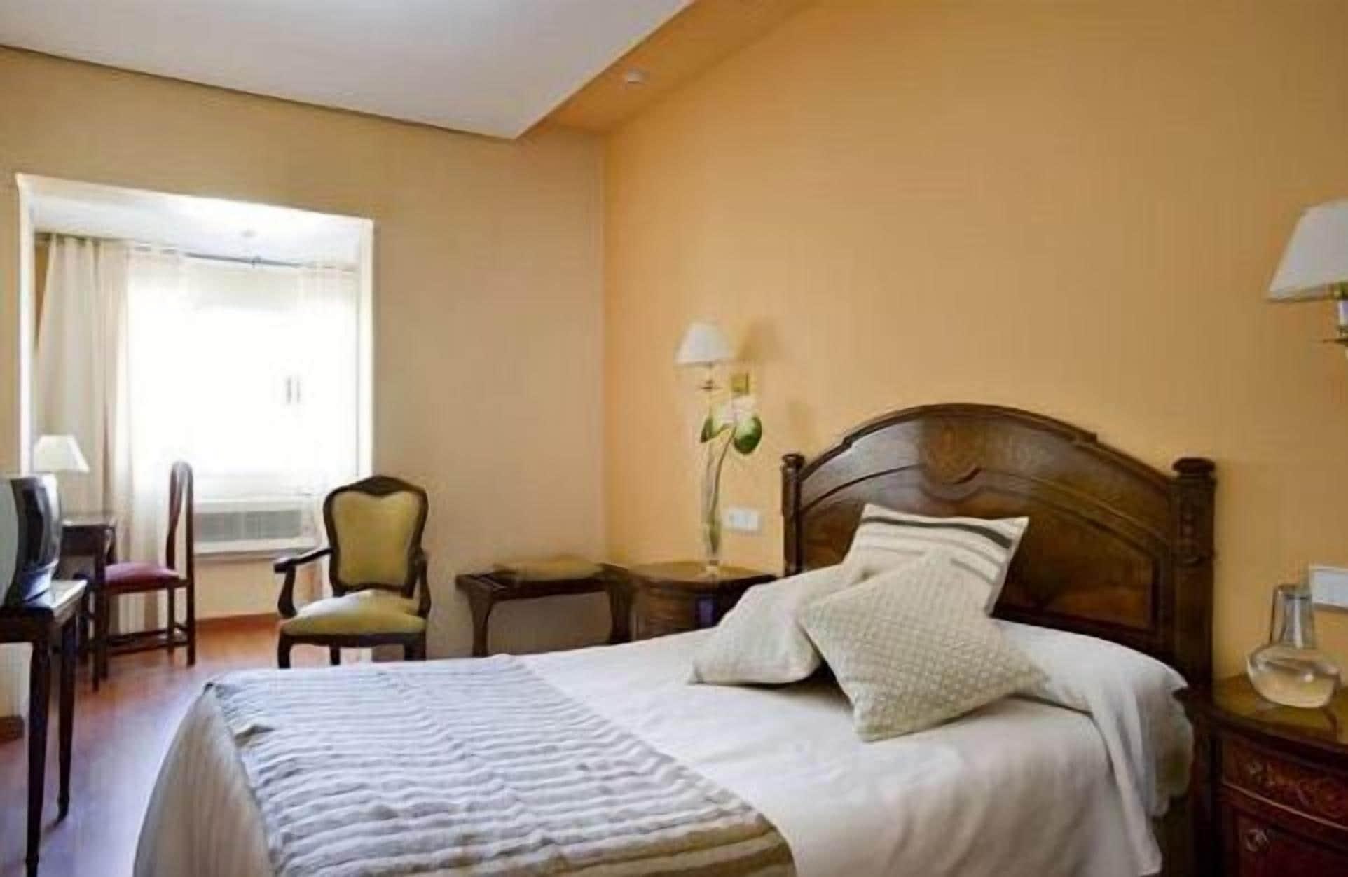 Hotel Roma Valladolid Buitenkant foto