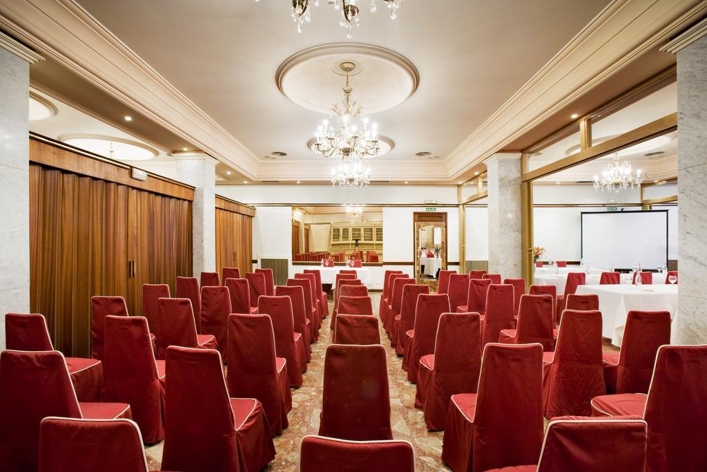 Hotel Roma Valladolid Buitenkant foto